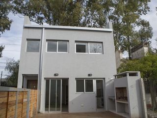 Foto 16 de Departamento en Venta en 28/493 y 495 Manuel B Gonnet - Alberto Dacal Propiedades