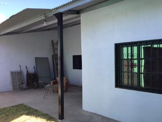 Foto 2 de Casa en Venta en 143/530 y 531 La Plata - Alberto Dacal Propiedades