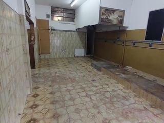 Foto 2 de CASA CON DOS LOCALES EN VENTA Taborda  3729  (REMEDIOS DE ESCALADA)