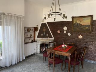 Foto 4 de SANTILLI - PROFESOR MARIÑO 1038 - Temperley Oeste
