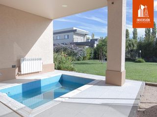 Foto 32 de Venta de casa en Barrio Sauces del Lima - Neuquén Capital