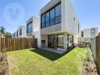 Foto 15 de Dúplex en venta - Canning, Bosques de Champagnat
