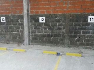 Foto 2 de Cochera - Banfield Este