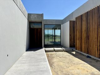 Foto 6 de VENTA CASA SAN SEBASTIAN AREA 10 - 4 AMBIENTES
