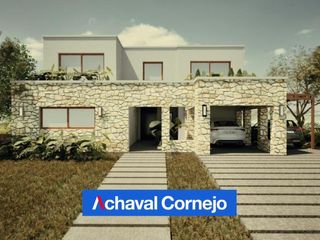 Foto 1 de Casa en venta al agua con 4 dormitorios en el Barrio Carpinchos, Nordelta