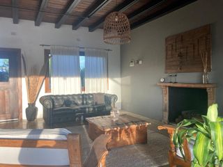 Foto 5 de Casa en venta - 5 Dormitorios 4 Baños - 864Mts2 - El Cazal, Belén de Escobar