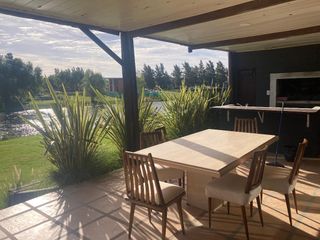 Foto 20 de Casa en venta - 5 Dormitorios 4 Baños - 864Mts2 - El Cazal, Belén de Escobar