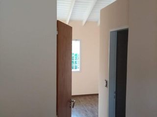 Foto 5 de Casa - Ingeniero Maschwitz - Escobar - Amplio parque - Pileta-acepta permuta