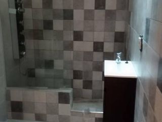 Foto 4 de Casa - Ingeniero Maschwitz - Escobar - Amplio parque - Pileta-acepta permuta
