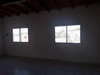 Foto 5 de Casa en venta - 2 Dormitorios 3 Baños - Cochera - 230Mts2 - La Plata