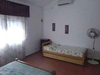 Foto 8 de Casa venta  - 2 dormitorios 2 baños - 689mts2 - Mar Del Tuyu