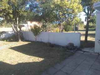 Foto 2 de Casa venta  - 2 dormitorios 2 baños - 689mts2 - Mar Del Tuyu
