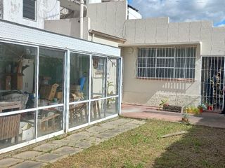 Foto 10 de Casa en venta - 2 Dormitorios 1 Baño - Cochera - 200Mts2 - Tolosa
