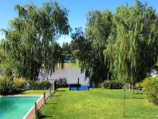 Foto 42 de San Marco | Venta | Cálida casa moderna en excelente lote al río