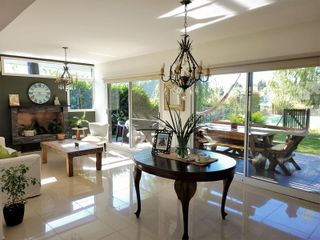 Foto 8 de San Marco | Venta | Cálida casa moderna en excelente lote al río