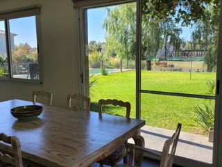 Foto 15 de San Marco | Venta | Cálida casa moderna en excelente lote al río