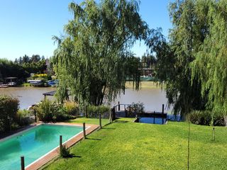 Foto 43 de San Marco | Venta | Cálida casa moderna en excelente lote al río