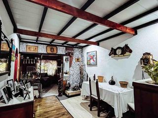 Foto 6 de Casa en venta - 3 Dormitorios 2 Baños - Cochera - 274mts2 - Villa Elvira, La Plata