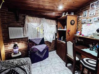 Foto 11 de Casa en venta - 3 Dormitorios 2 Baños - Cochera - 274mts2 - Villa Elvira, La Plata