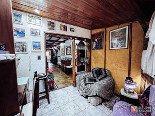 Foto 12 de Casa en venta - 3 Dormitorios 2 Baños - Cochera - 274mts2 - Villa Elvira, La Plata
