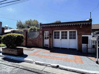Foto 89 de Casa en venta - 3 Dormitorios 2 Baños - Cochera - 274mts2 - Villa Elvira, La Plata