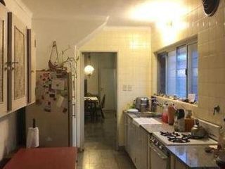 Foto 5 de Casa en venta - 5 dormitorios 5 baños - 140mts2 - La Plata