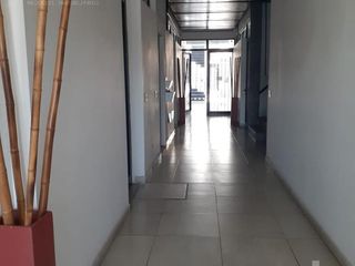 Foto 2 de Oficina en venta con renta, SOBRE COLECTORA oeste, ideal inversión - Ingeniero Maschwitz.
