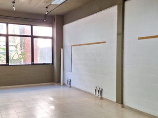 Foto 9 de Oficina en venta con renta, SOBRE COLECTORA oeste, ideal inversión - Ingeniero Maschwitz.