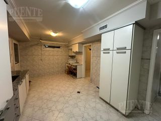 Foto 42 de Importante casa en venta en Saint Thomas Sur 4 dormitorios   Escritorio y dependencias