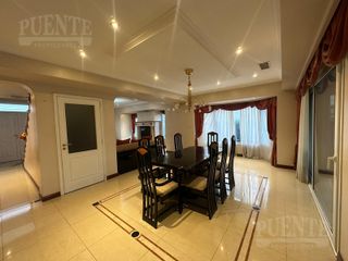 Foto 22 de Importante casa en venta en Saint Thomas Sur 4 dormitorios   Escritorio y dependencias