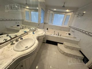 Foto 35 de Importante casa en venta en Saint Thomas Sur 4 dormitorios   Escritorio y dependencias