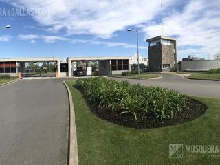 Foto 5 de Mosquera y Gallastegui - VENTA Terreno en Ayres Plaza