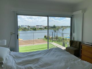 Foto 20 de Casa al lago en venta