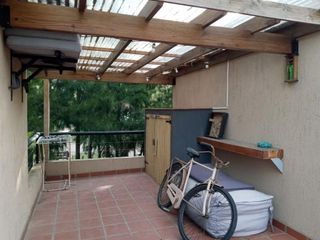Foto 10 de Edificio Comercial venta - 8 dormitorios 4 baños - 550mts2 totales - Ostende