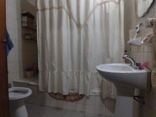 Foto 5 de Casa en  venta en Quilmes