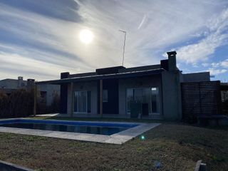 Foto 20 de Casa en Venta con vista a espejo de agua Barrio El Canton Puerto Escobar