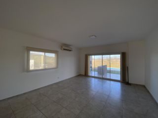 Foto 3 de Casa en Venta con vista a espejo de agua Barrio El Canton Puerto Escobar