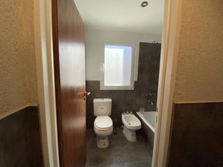 Foto 10 de Casa en Venta con vista a espejo de agua Barrio El Canton Puerto Escobar