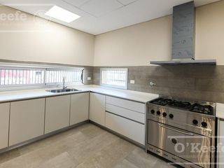 Foto 30 de Departamento de 2 ambientes en venta en Bernal, Klover Plaza. Amenities