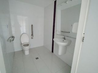 Foto 27 de ARRIENDO de LOCALES en PEREIRA