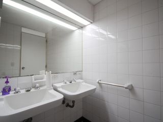 Foto 10 de Oficina en Alquiler lista para entrar en Catalinas con excelente vista panorámica al rio