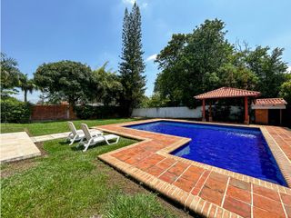 Foto 2 de Casa campestre remodelada en Pance