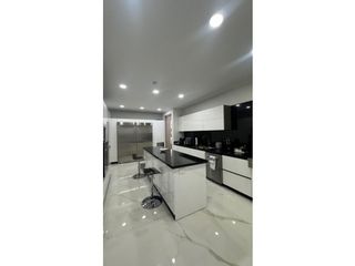 Foto 16 de VENTA DE EXCLUSIVO APARTAMENTO EN BUEN SECTOR DE LACIUDAD