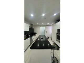 Foto 19 de VENTA DE EXCLUSIVO APARTAMENTO EN BUEN SECTOR DE LACIUDAD