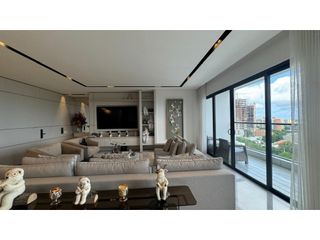 Foto 1 de VENTA DE EXCLUSIVO APARTAMENTO EN BUEN SECTOR DE LACIUDAD