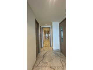 Foto 7 de VENTA DE EXCLUSIVO APARTAMENTO EN BUEN SECTOR DE LACIUDAD