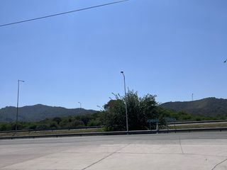 Foto 5 de TEJAS 4 Terreno Frente a Plaza , Etapa 3.