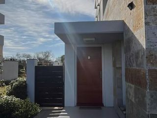 Foto 18 de PH en venta - 2 Dormitorios 2 Baños - Cochera - 161Mts2 - Quilmes