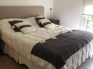 Foto 7 de PH en venta - 2 Dormitorios 2 Baños - Cochera - 161Mts2 - Quilmes