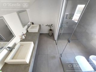 Foto 14 de Casa 5 ambientes en Quilmes -Apto credito